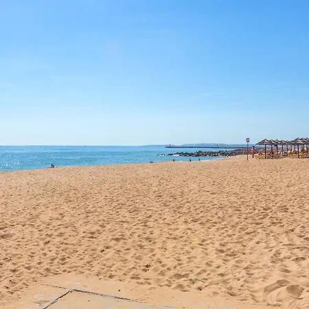 Διαμέρισμα 2 Bedrooms Appartement With Wifi At Quarteira Quarteira