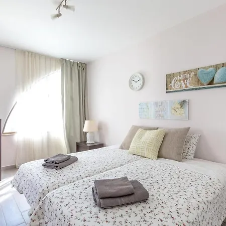 2 Bedrooms Appartement With Wifi At Quarteira Quarteira