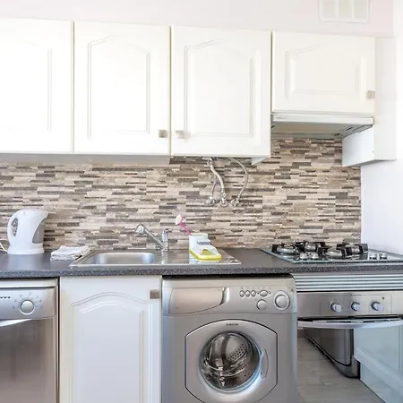 Apartamento 2 Bedrooms Appartement With Wifi At Quarteira *