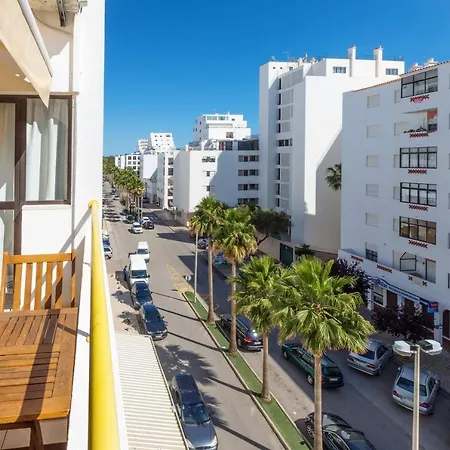 شقة 2 Bedrooms Appartement With Wifi At Quarteira *